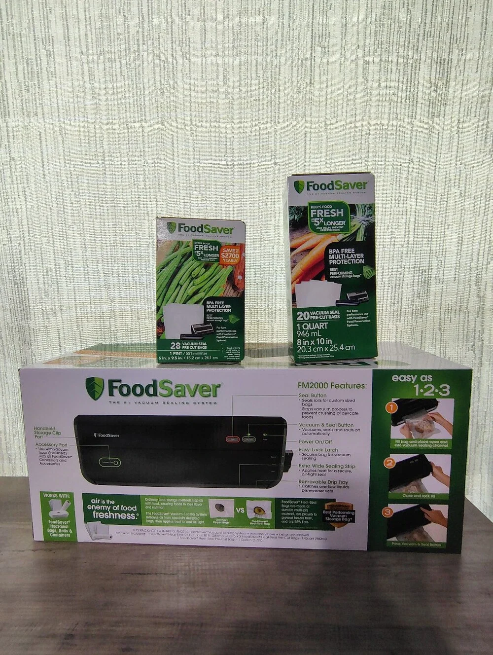 FoodSaver Vacuum Sealing System Starter Kit+Extra Bags